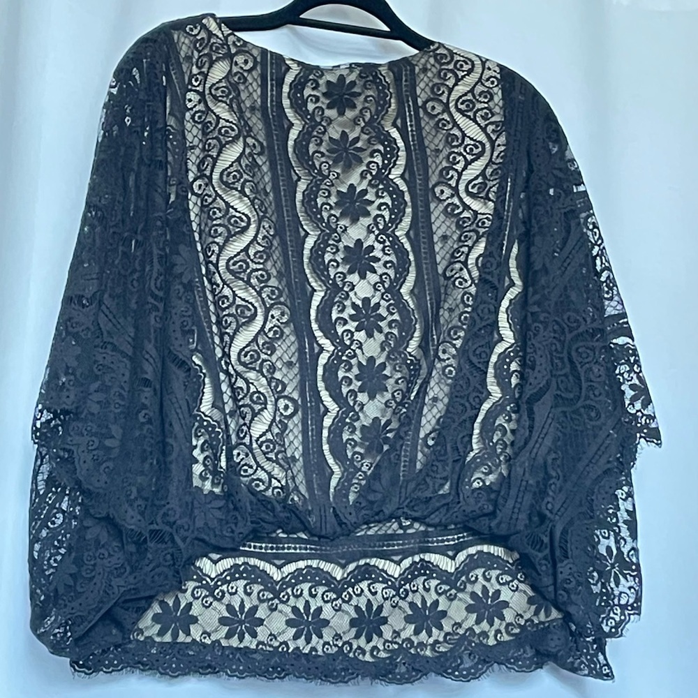 Beyond Vintage black lace with nude underlay top - Picture 3 of 6